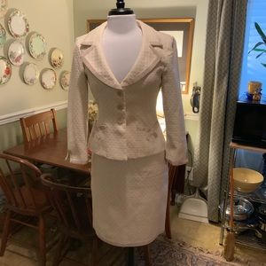 Nanette Lepore 2-pc suit tan/ivory _ size 6